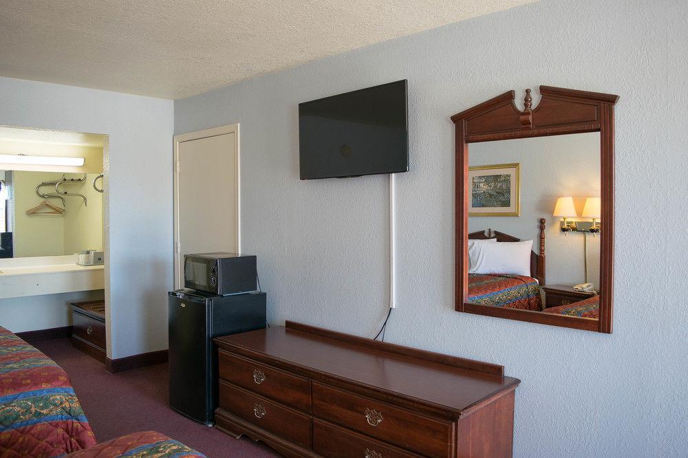 Countryside Inn Kaufman Екстериор снимка