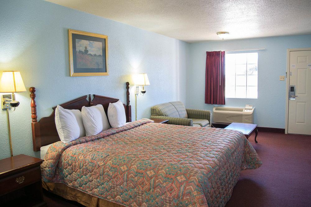 Countryside Inn Kaufman Екстериор снимка