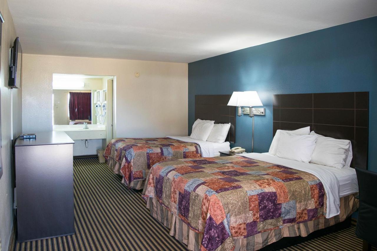 Countryside Inn Kaufman Екстериор снимка